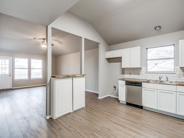 610 Lonestar Park Lane, Ponder, TX 76259