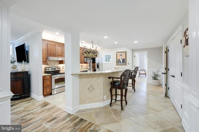 9722 ARNON CHAPEL RD, Great Falls, VA 22066