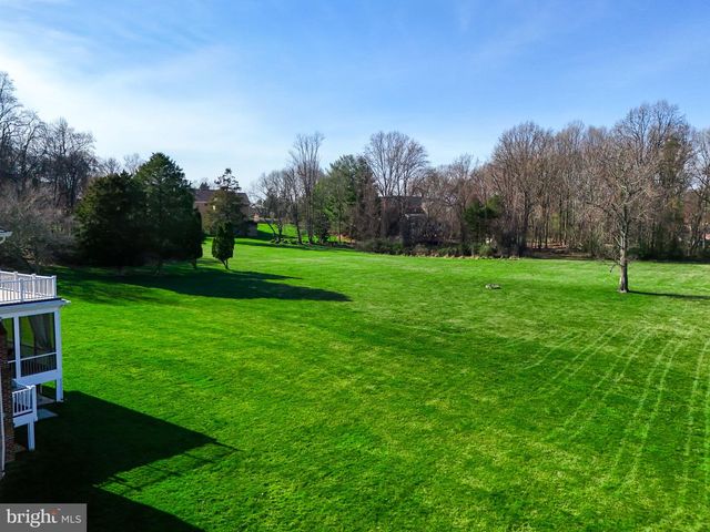 9722 ARNON CHAPEL RD, Great Falls, VA 22066