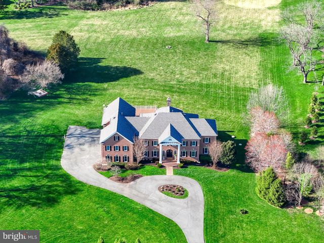 9722 ARNON CHAPEL RD, Great Falls, VA 22066