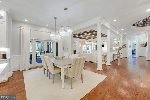 9722 ARNON CHAPEL RD, Great Falls, VA 22066