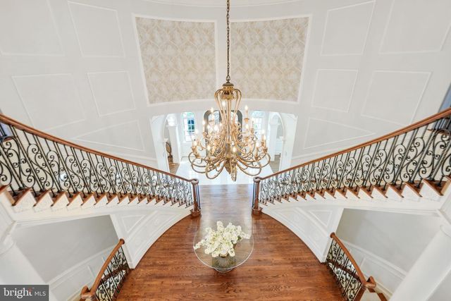 9722 ARNON CHAPEL RD, Great Falls, VA 22066