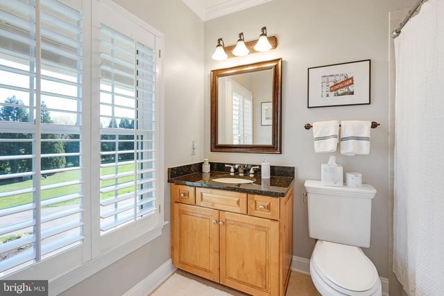 9722 ARNON CHAPEL RD, Great Falls, VA 22066