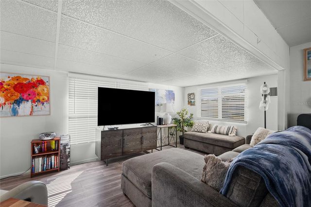 37332 SANDRA AVENUE, Zephyrhills, FL 33542