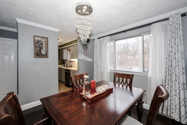 100 Merrimack Ave 25, Dracut, MA 01826