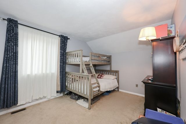 100 Merrimack Ave 25, Dracut, MA 01826