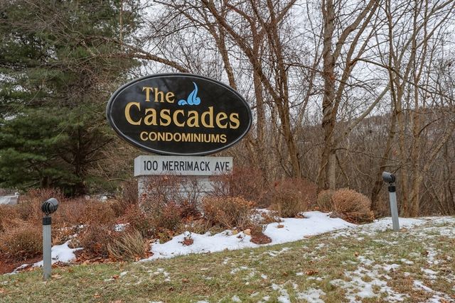 100 Merrimack Ave 25, Dracut, MA 01826