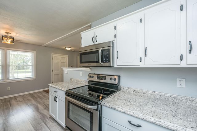 443 Robin Drive, Goose Creek, SC 29445