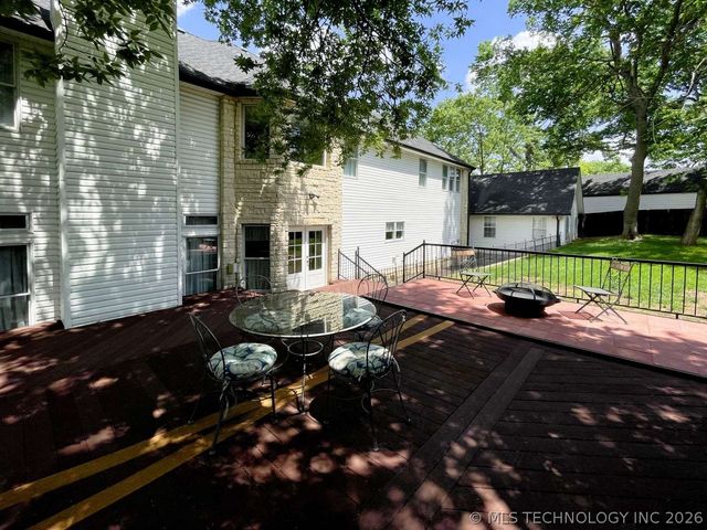 1350 Woodbriar Lane, Catoosa, OK 74015