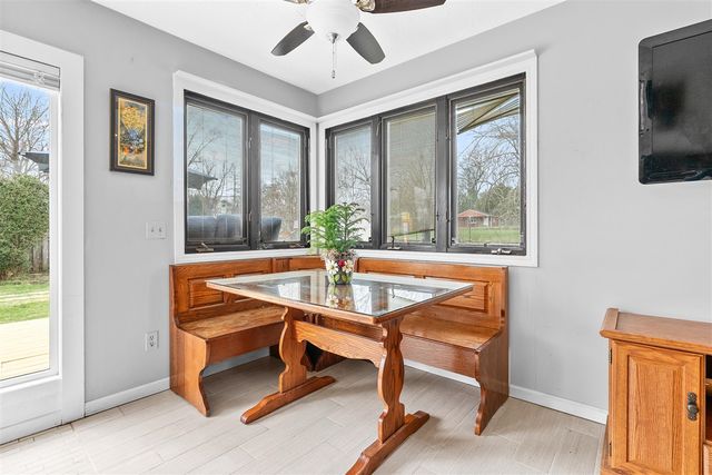 1605 Meadowbrook Lane, Portage, MI 49024