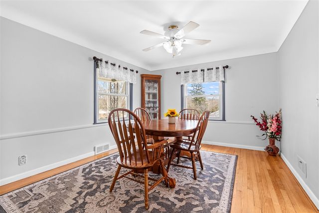 1605 Meadowbrook Lane, Portage, MI 49024