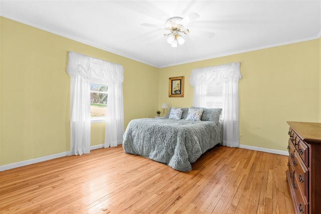 1605 Meadowbrook Lane, Portage, MI 49024