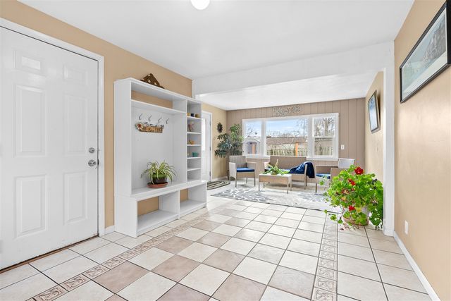 1605 Meadowbrook Lane, Portage, MI 49024