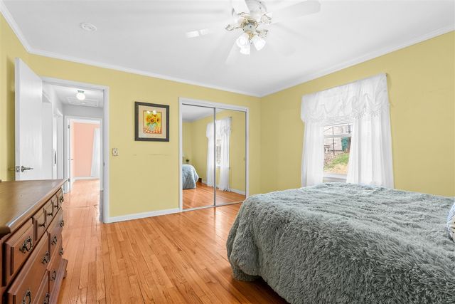 1605 Meadowbrook Lane, Portage, MI 49024