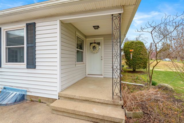 1605 Meadowbrook Lane, Portage, MI 49024