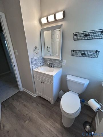 13106 Queensgate Rd, Midlothian, VA 23114