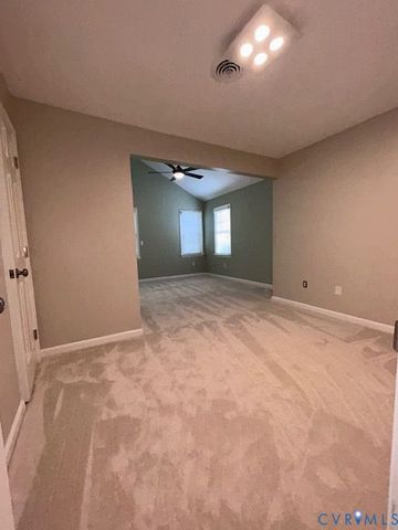 13106 Queensgate Rd, Midlothian, VA 23114