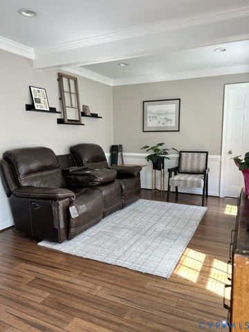13106 Queensgate Rd, Midlothian, VA 23114