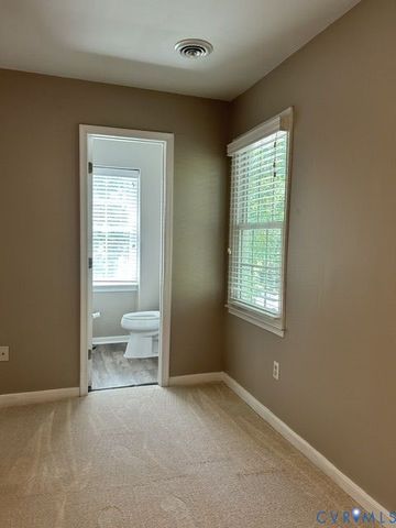 13106 Queensgate Rd, Midlothian, VA 23114