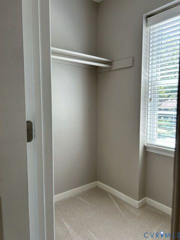 13106 Queensgate Rd, Midlothian, VA 23114