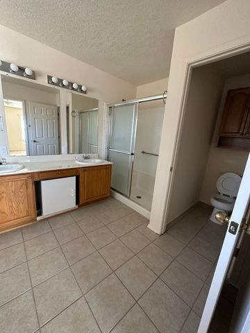 1801 Regency Park Road SE, Rio Rancho, NM 87124