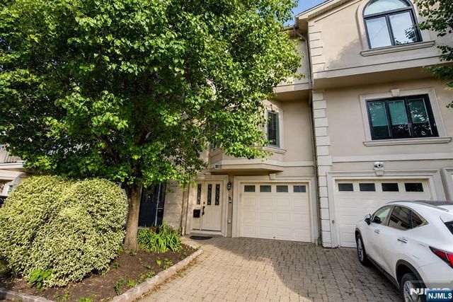23 Hackensack Avenue, Weehawken, NJ 07086