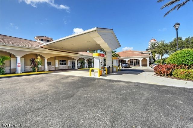 15599 Lattitude DR, Bonita Springs, FL 34135