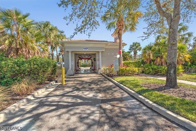 15599 Lattitude DR, Bonita Springs, FL 34135