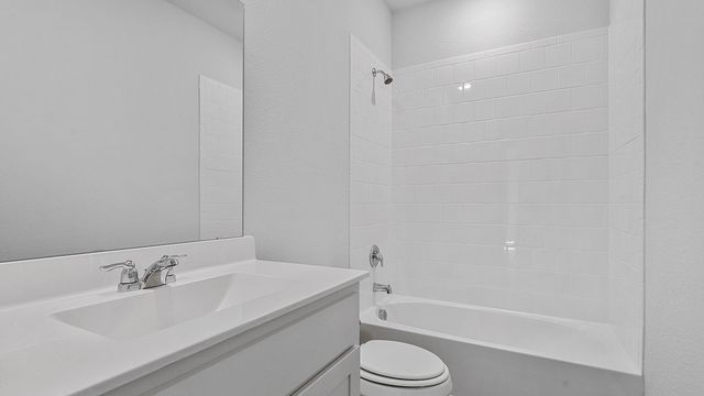 608 HARVEY Street, Grandview, TX 76050