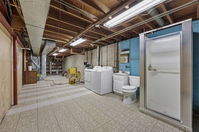 1426 SYCAMORE Street, Iowa City, IA 52240