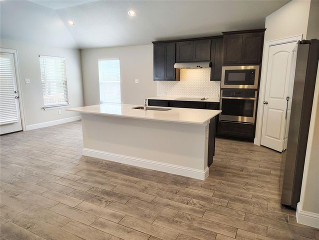7801 Dakota CIR, Lago Vista, TX 78645