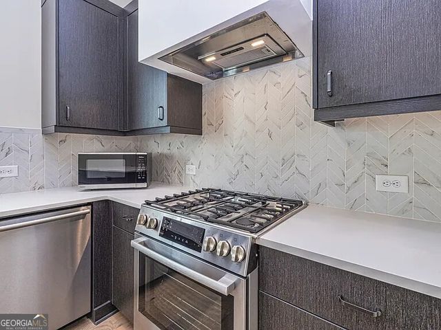 247 Ravenhurst Lane, Fayetteville, GA 30214
