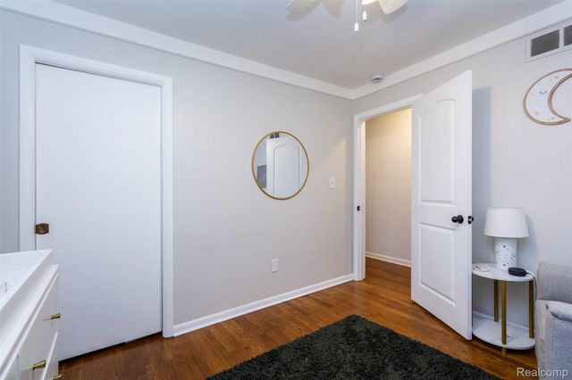 18709 GREY Avenue, Allen Park, MI 48101