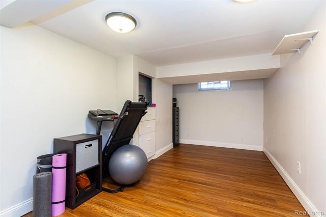 18709 GREY Avenue, Allen Park, MI 48101