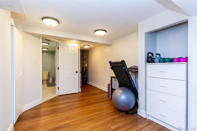 18709 GREY Avenue, Allen Park, MI 48101