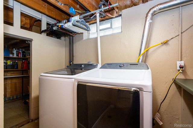 18709 GREY Avenue, Allen Park, MI 48101