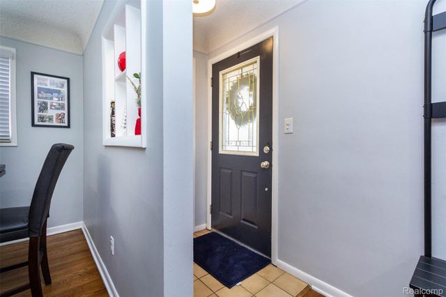 18709 GREY Avenue, Allen Park, MI 48101