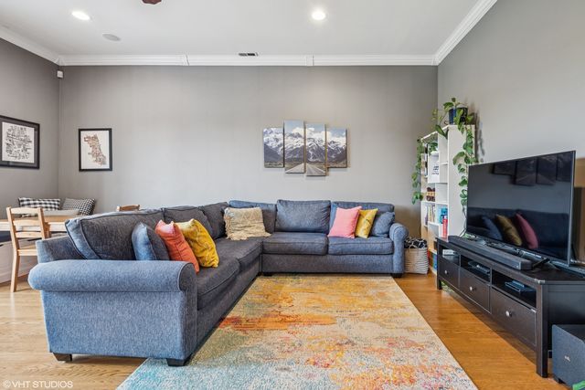 2245 W North Avenue 303, Chicago, IL 60647