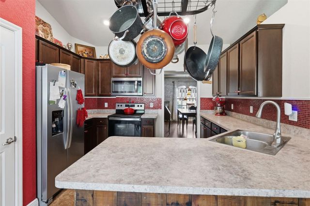 12270 HOUSE FINCH ROAD, Weeki Wachee, FL 34614