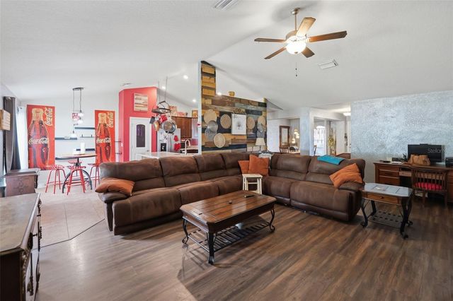 12270 HOUSE FINCH ROAD, Weeki Wachee, FL 34614