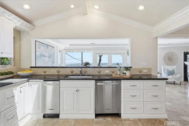 910 Calle Miramar, Redondo Beach, CA 90277