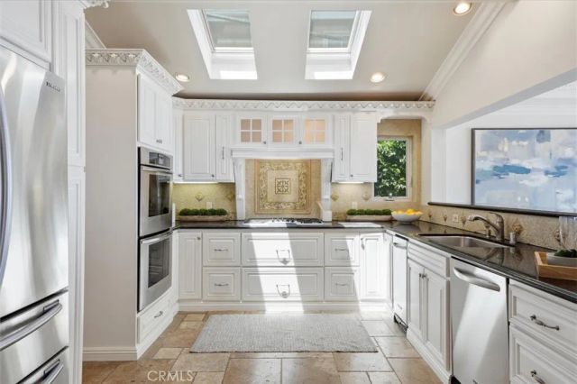 910 Calle Miramar, Redondo Beach, CA 90277