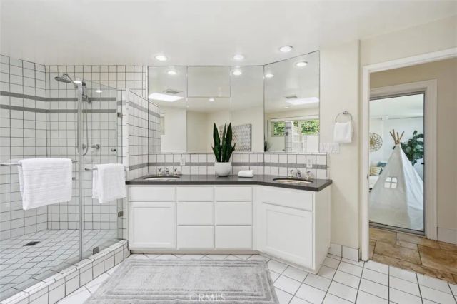 910 Calle Miramar, Redondo Beach, CA 90277