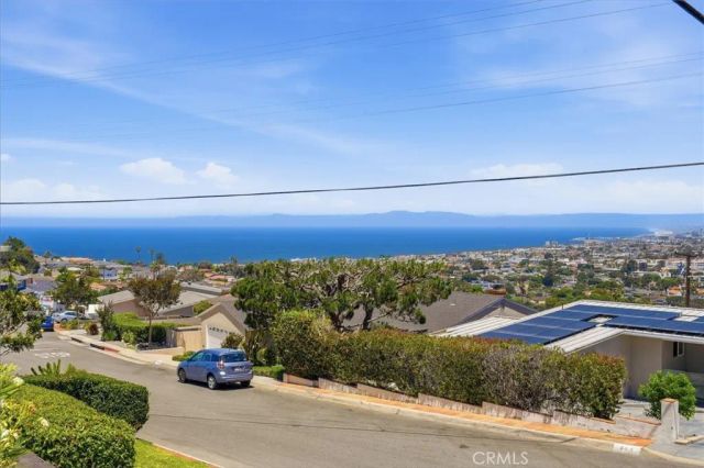 910 Calle Miramar, Redondo Beach, CA 90277