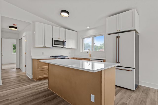 1599 Lancaster Lane, Eagan, MN 55122