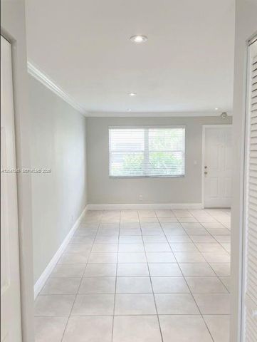 500 NE 2nd Street 419, Dania Beach, FL 33004