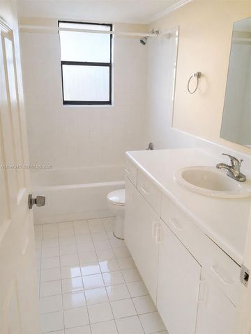 500 NE 2nd Street 419, Dania Beach, FL 33004