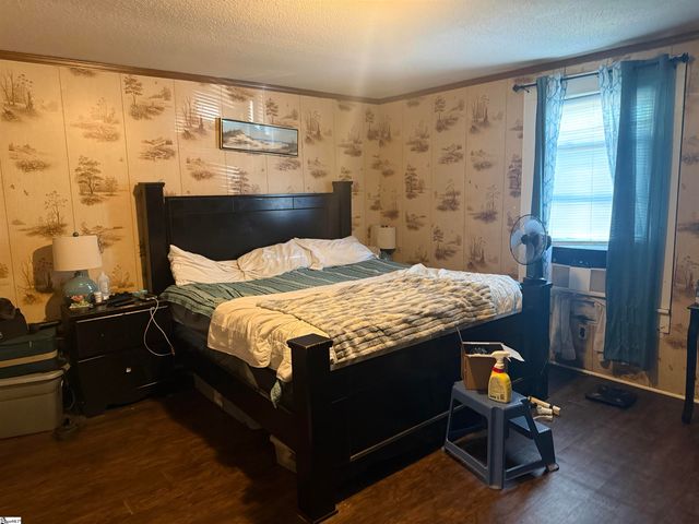 206 S 8th Street, Easley, SC 29640