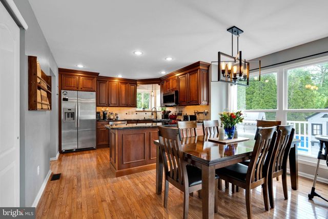 10 CHRISTOPHER LN, Glassboro, NJ 08028