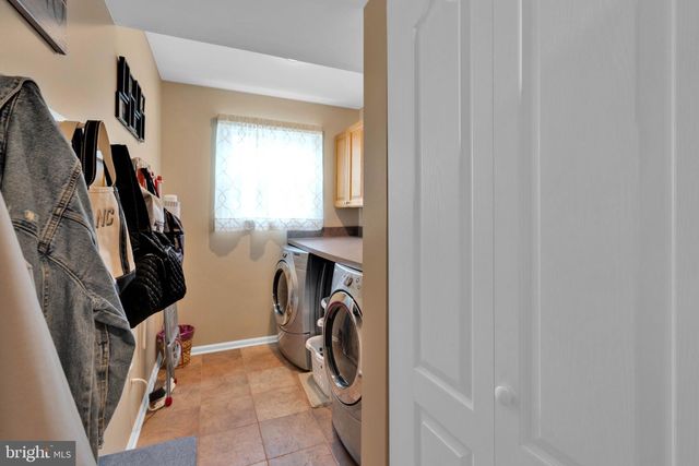 10 CHRISTOPHER LN, Glassboro, NJ 08028